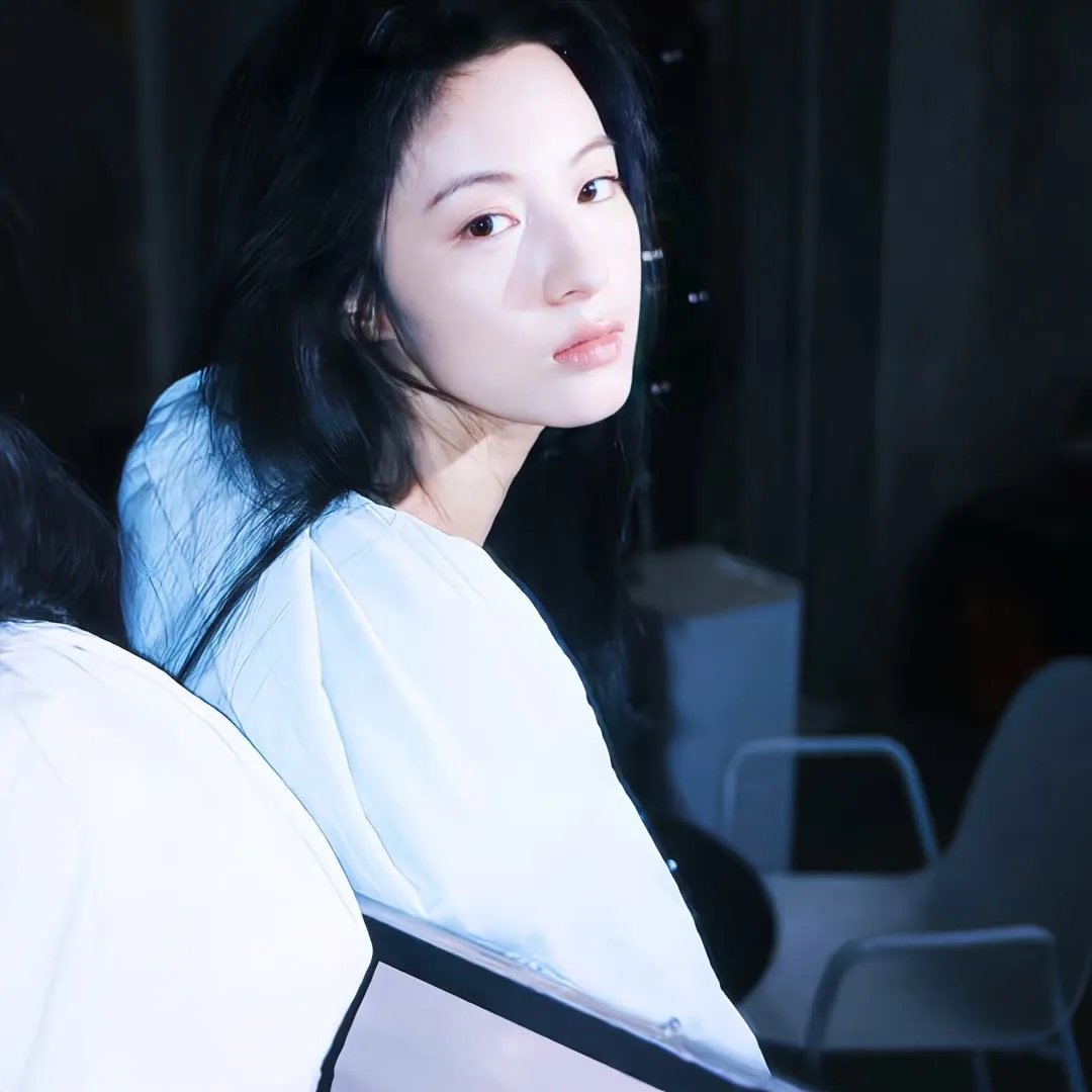 冰雪女王4:魔镜世界